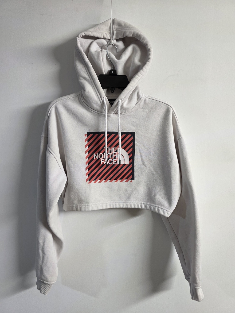 The North Face Women's Cream Cropped Hoodie with Red Graphic Square